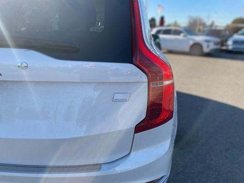 2024 Volvo XC90 Recharge Plug-In Hybrid T8 Plus 6 Passenger