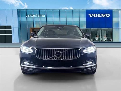 2022 Volvo S90 B6 Inscription