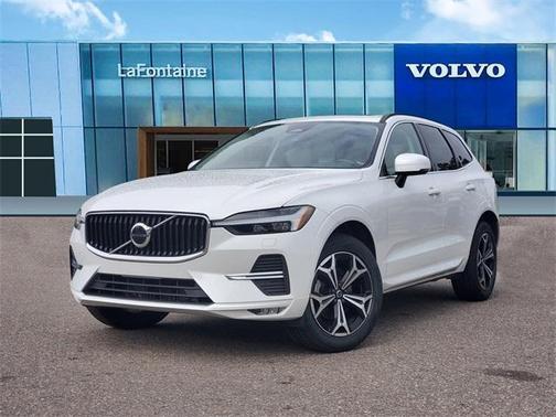 2022 Volvo XC60 B5 Momentum