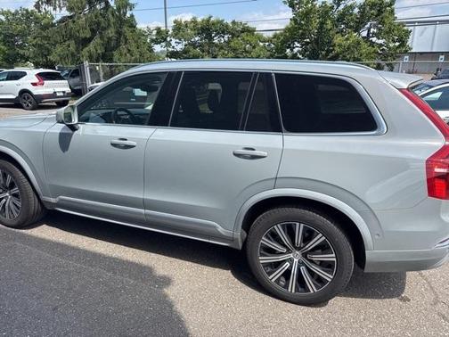 2025 Volvo XC90 B6 Plus 7-Seater