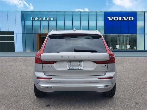 2022 Volvo XC60 B6 Inscription