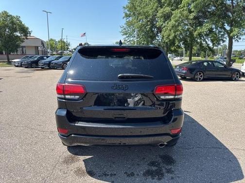2022 Jeep Grand Cherokee WK Laredo