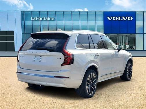 2026 Volvo XC90 B6 Ultra 7-Seater