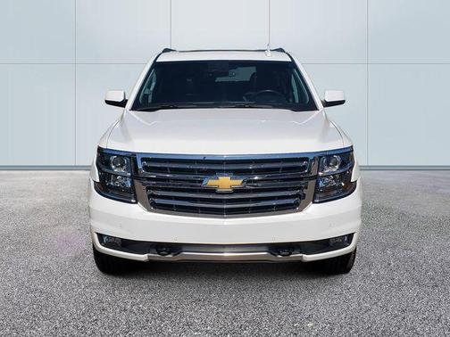 Summit White 2020 Chevrolet Suburban LT