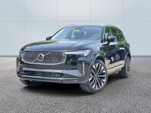 Onyx Black Metallic 2026 Volvo XC90 B6 Plus 7-Seater