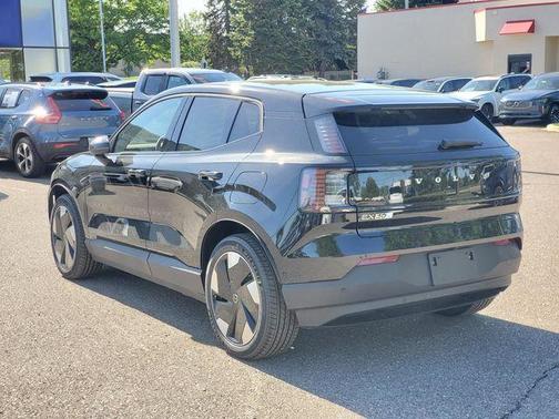 Onyx Black Metallic 2026 Volvo EX30 Twin Motor Ultra