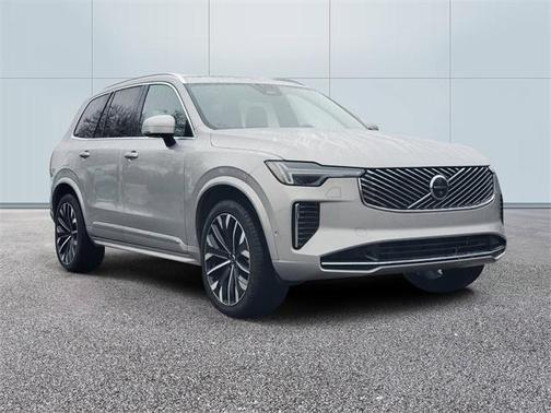 2025 Volvo XC90 B6 Plus 7-Seater