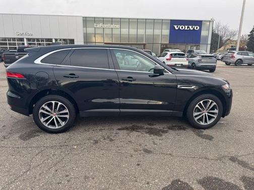 2020 Jaguar F-PACE 25t Premium