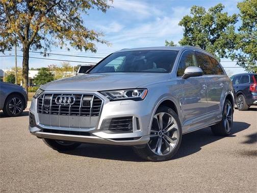 2022 Audi Q7 55 Premium Plus