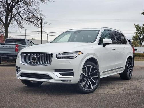 2023 Volvo XC90 B6 Plus 7-Seater