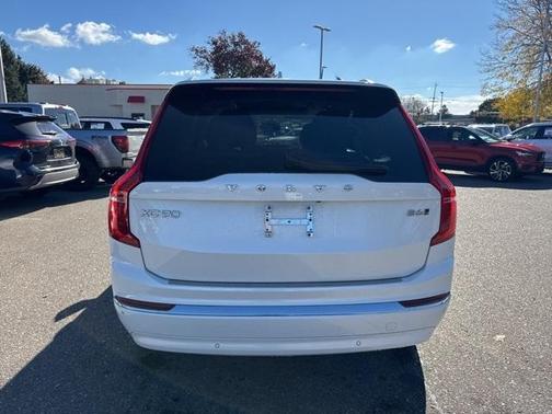 2023 Volvo XC90 B6 Plus 7-Seater