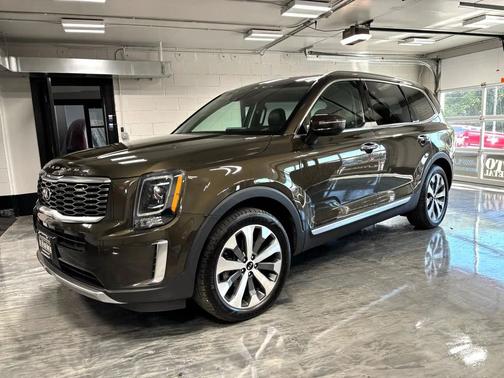 2020 Kia Telluride S