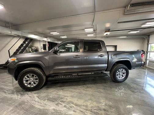 2020 Toyota Tacoma SR