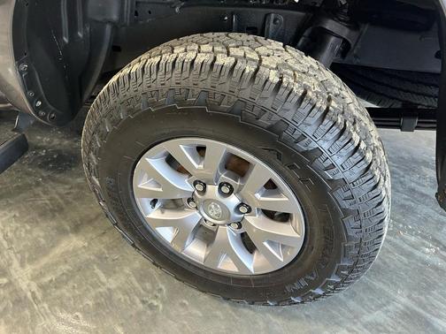 2020 Toyota Tacoma SR