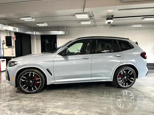 2024 BMW X3 M40i