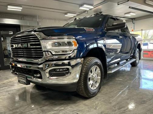 2022 RAM 3500 Laramie Crew Cab 4x4 6'4' Box