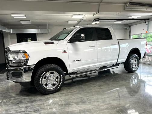 2021 RAM 2500 Big Horn Crew Cab 4x4 6'4' Box