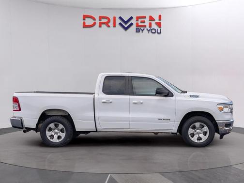 Bright White Clearcoat 2022 RAM 1500 Big Horn