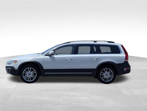 2016 Volvo XC70 T5 Platinum
