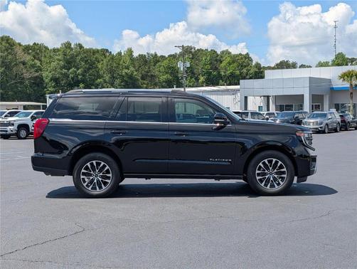 Agate Black 2025 Ford Expedition Platinum
