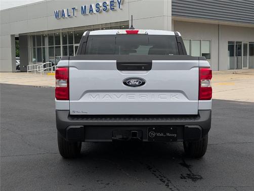 Space White Metallic 2026 Ford Maverick XLT