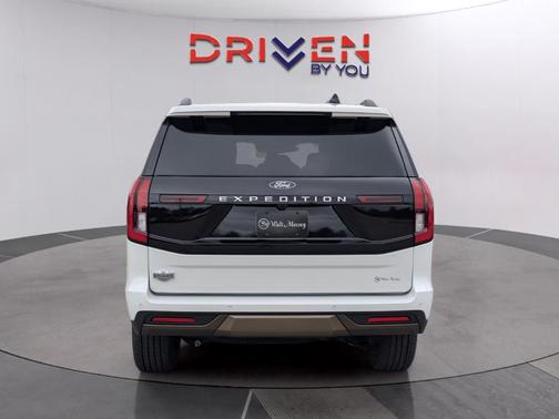 2025 Ford Expedition King Ranch