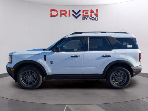 Oxford White 2025 Ford Bronco Sport Big Bend