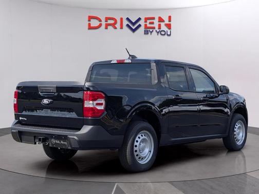Shadow Black 2026 Ford Maverick XL