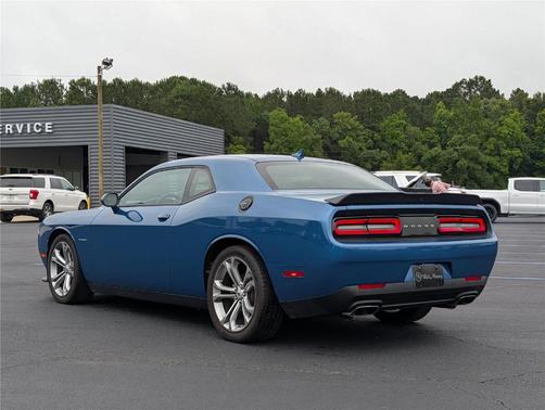 2022 Dodge Challenger R/T Plus