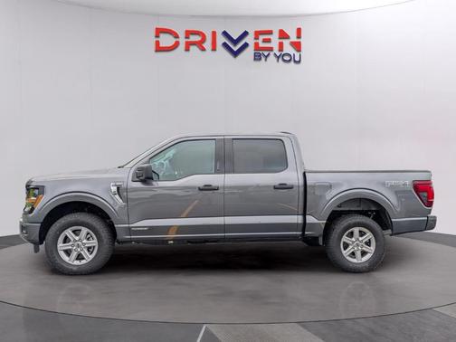 Carbonized Gray 2026 Ford F-150 XLT