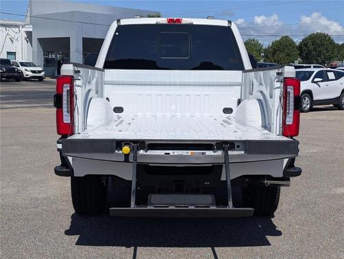 2025 Ford F-250 Platinum