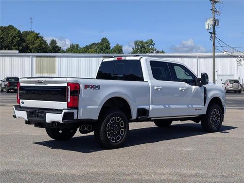 2025 Ford F-250 Platinum