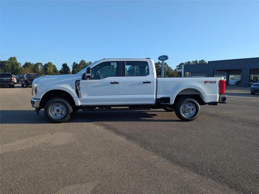 2025 Ford F-250 XL