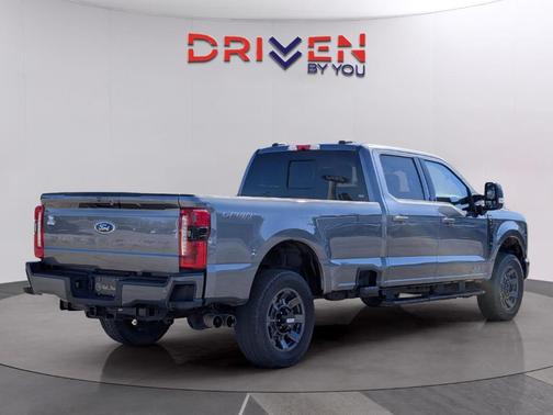 2024 Ford F-350 Lariat Super Duty