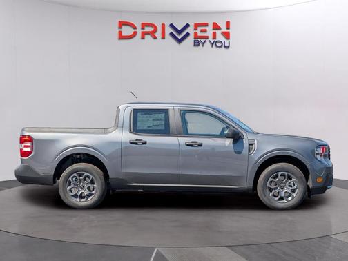 Carbonized Gray Metallic 2026 Ford Maverick XLT