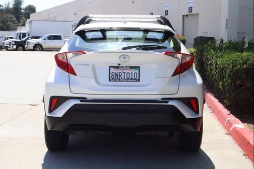 Blizzard Pearl 2020 Toyota C-HR LE
