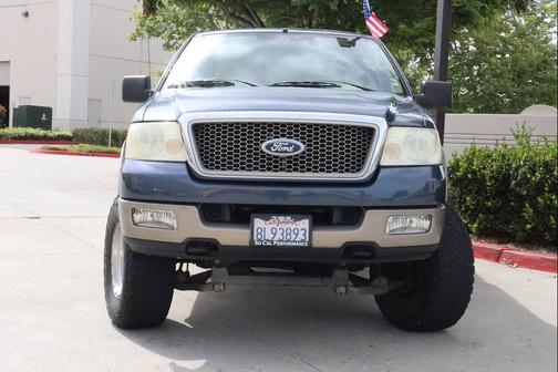 Blue 2004 Ford F-150 Lariat SuperCrew