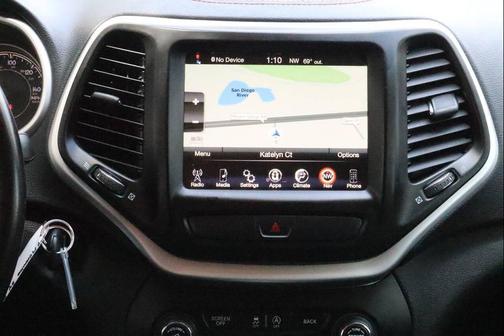 Light Brownstone Pearlcoat 2017 Jeep Cherokee Trailhawk