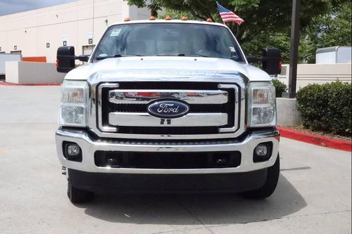 Oxford White 2014 Ford F-350 Lariat
