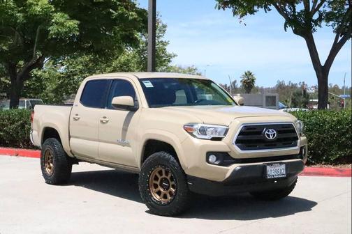 Tan 2016 Toyota Tacoma SR5