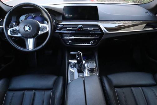 2019 BMW 530e iPerformance
