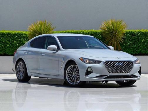 2020 Genesis G70 2.0T RWD