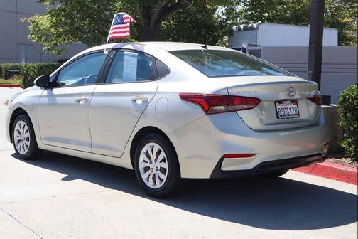 Linen Beige 2018 Hyundai Accent SE