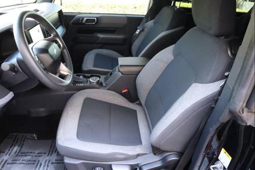 2022 Ford Bronco Base 4x4 2dr SUV