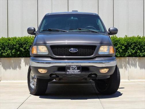 2002 Ford F-150 XLT SuperCrew