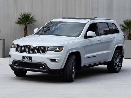2018 Jeep Grand Cherokee Sterling Edition