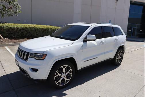 2018 Jeep Grand Cherokee Sterling Edition