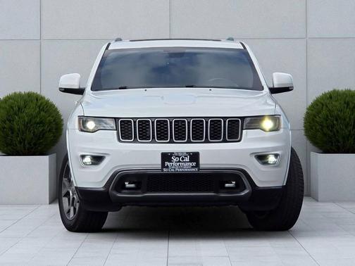 2018 Jeep Grand Cherokee Sterling Edition