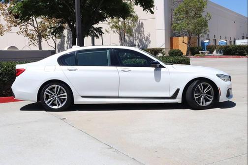 White 2017 BMW 740 740i 4dr Sedan