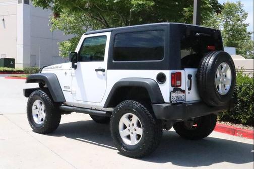 Bright White Clearcoat 2016 Jeep Wrangler Sport